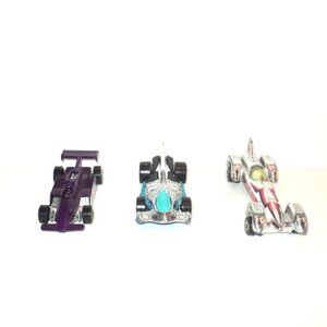 Lot of 3 Race Cars Kenner, Hot Wheels, Scale 1:64 Die Cast Collectibles